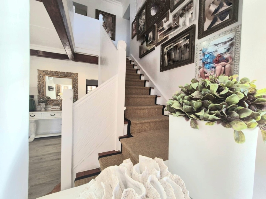 7 Bedroom Property for Sale in Wilderness Central Western Cape